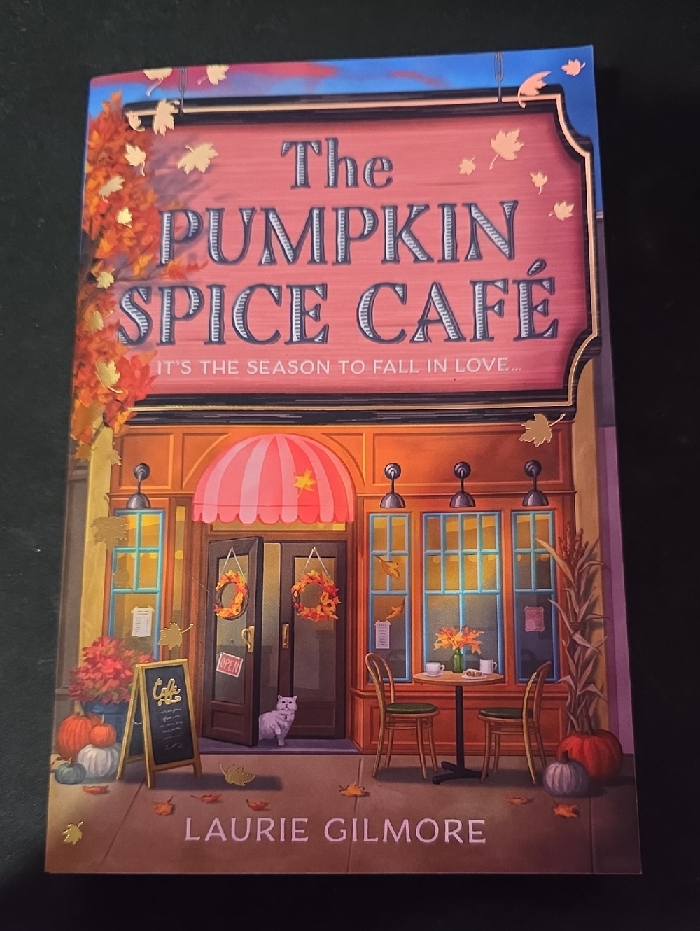 The Pumpkin Spice Café by Laurie Gilmore - Autumn Cover